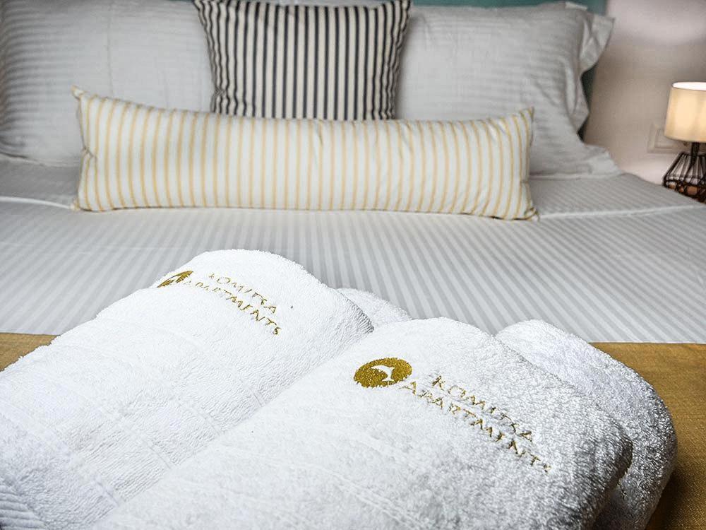 Komitsa Luxury Apartments Nea Roda Pokój zdjęcie