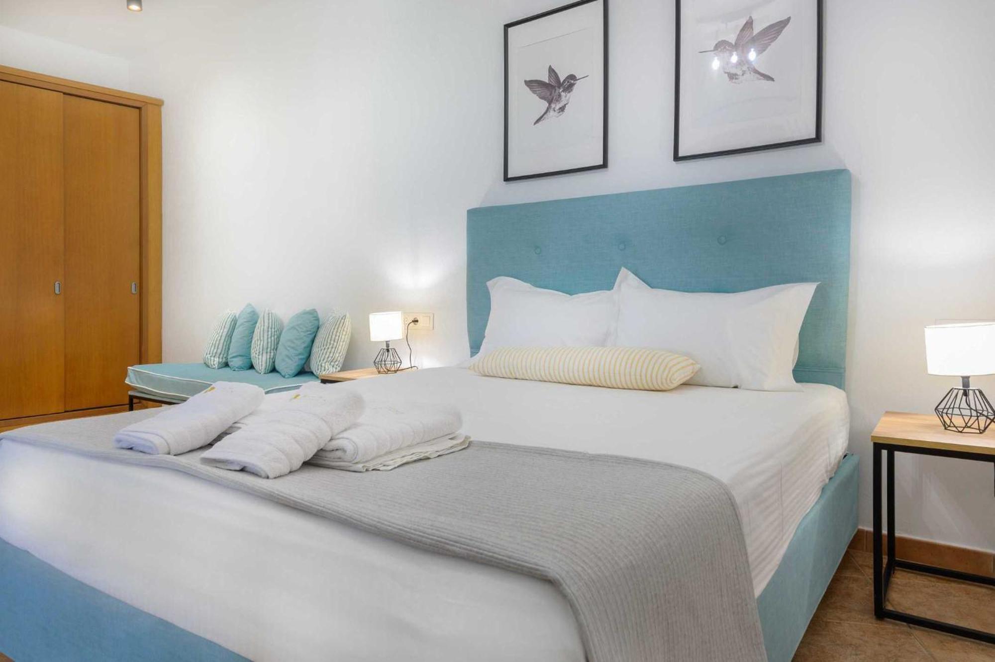 Komitsa Luxury Apartments Nea Roda Pokój zdjęcie