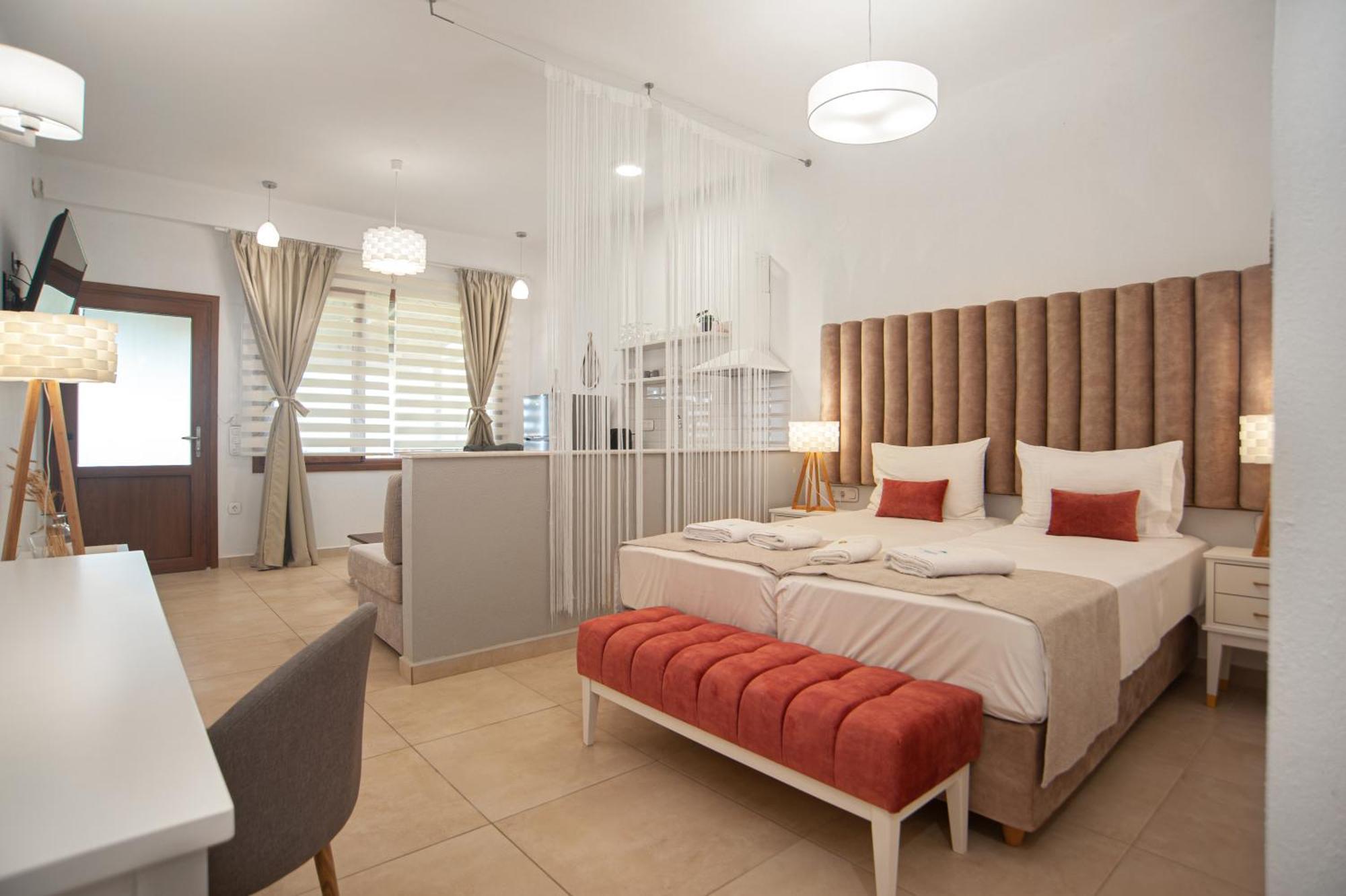 Komitsa Luxury Apartments Nea Roda Zewnętrze zdjęcie