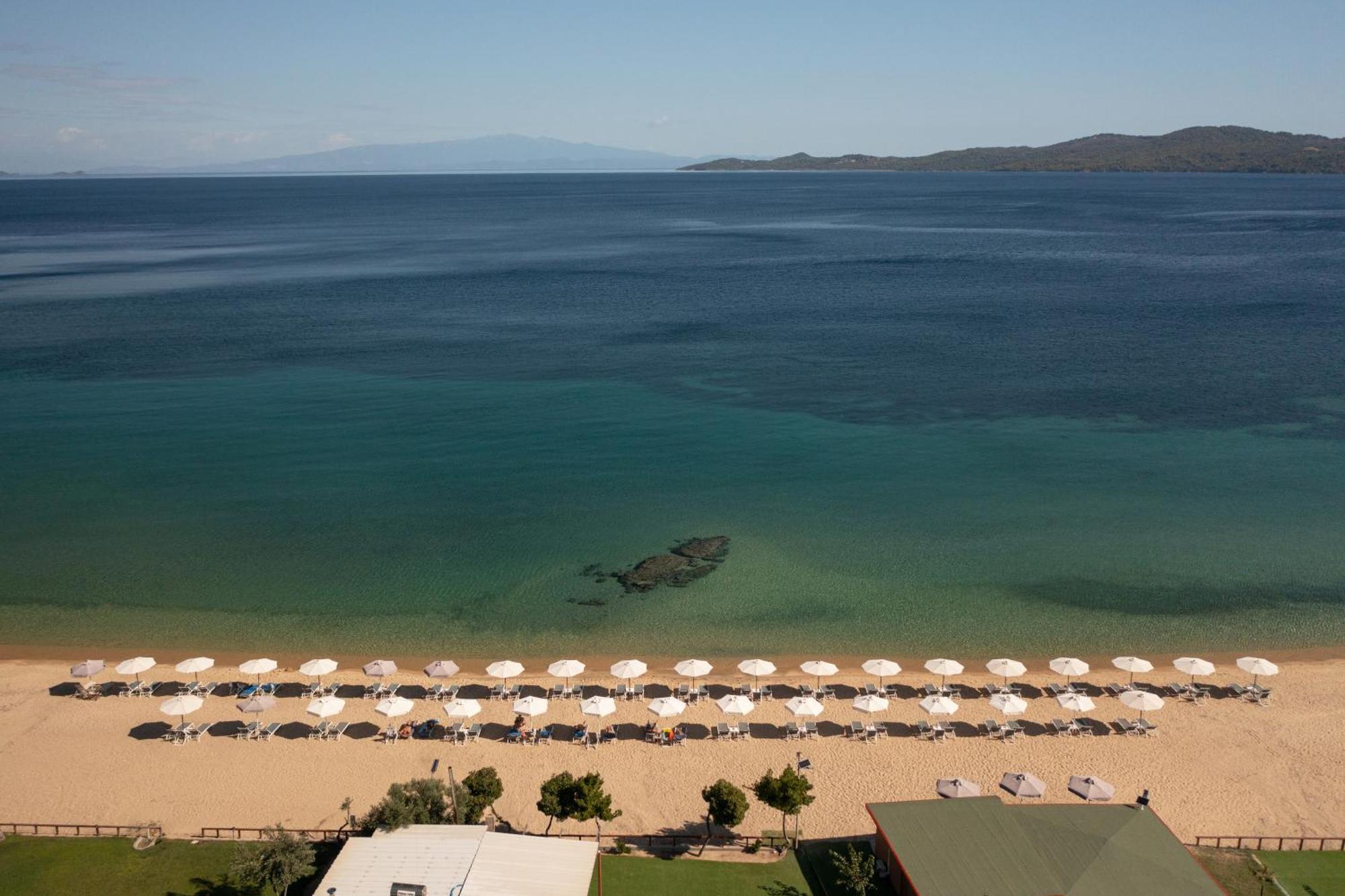 Komitsa Luxury Apartments Nea Roda Zewnętrze zdjęcie